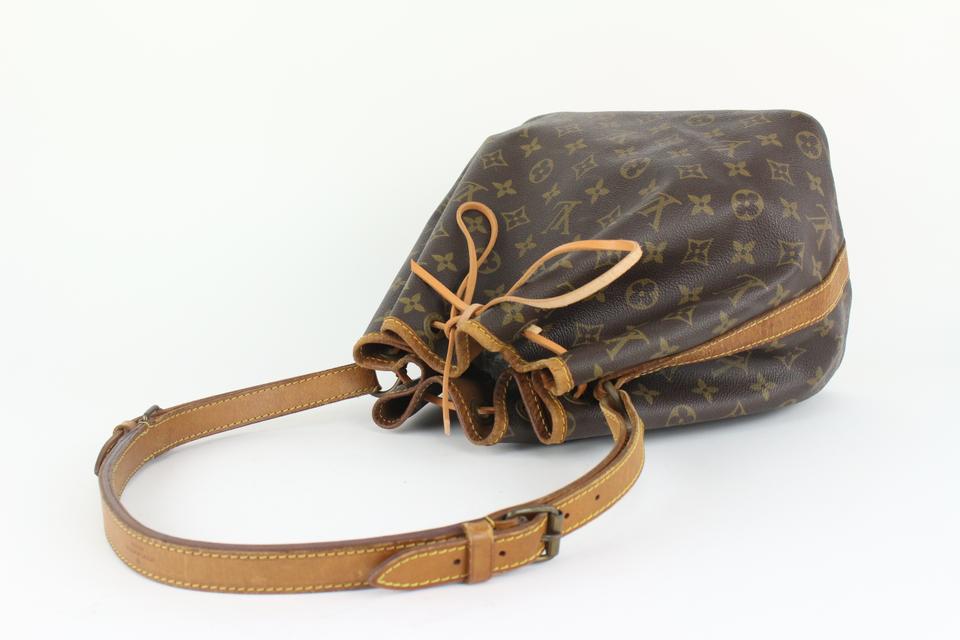 Louis Vuitton Petit Noe Drawstring Bucket Bag Shoulder Bag Monogram Brown