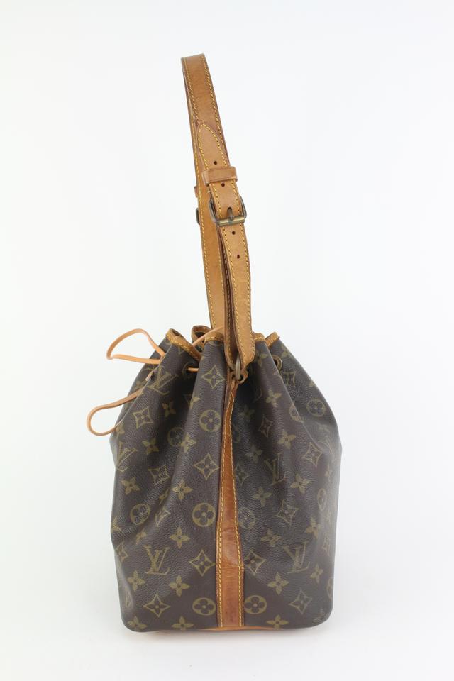 LOUIS VUITTON Petit Noe Drawstring Shoulder Bag Monogram Leather