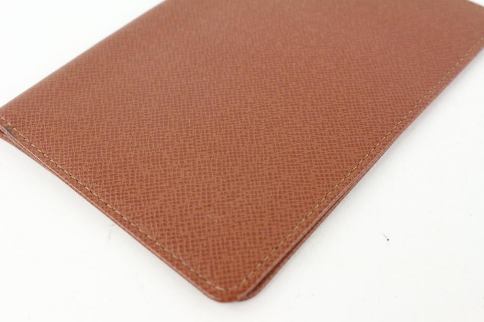 Louis Vuitton TAIGA Unisex Calfskin Plain Leather Logo Card