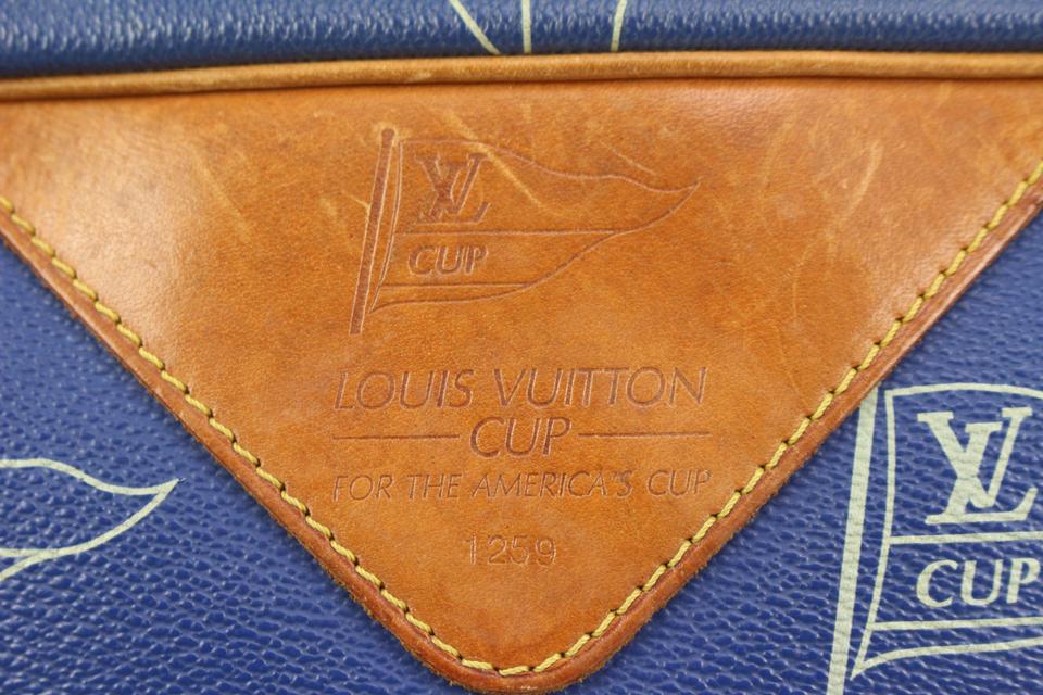 Louis Vuitton 1991 Blue LV Cup Sac San Diego Crossbody Bag 96lz425s –  Bagriculture