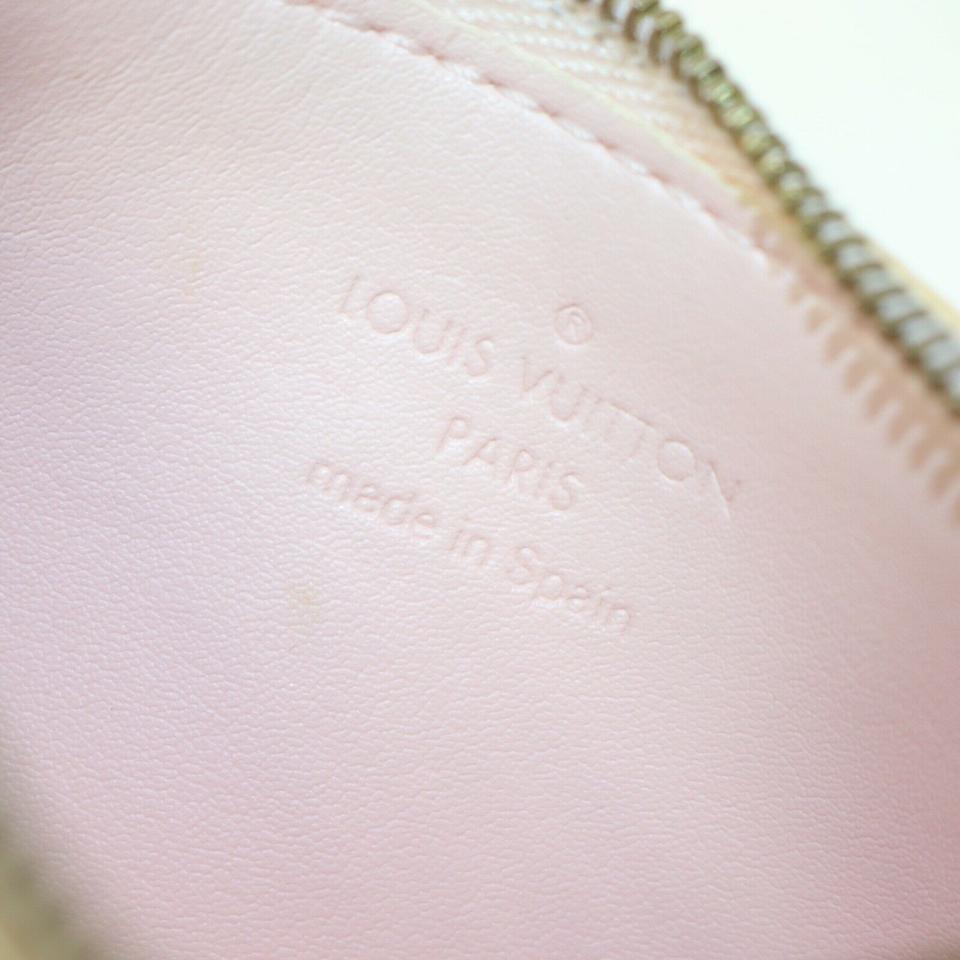 Authentic Louis Vuitton key pouch / key holder Vernis Dune (cream/beige)