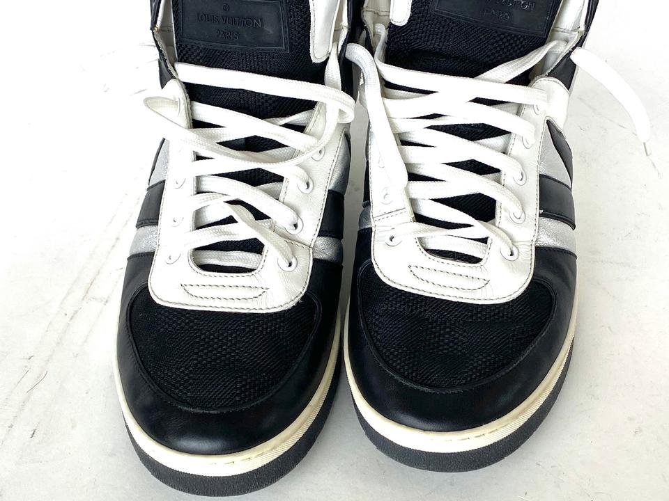 Louis Vuitton Rare Men's 10.5 US White Sneaker 5L1228 – Bagriculture