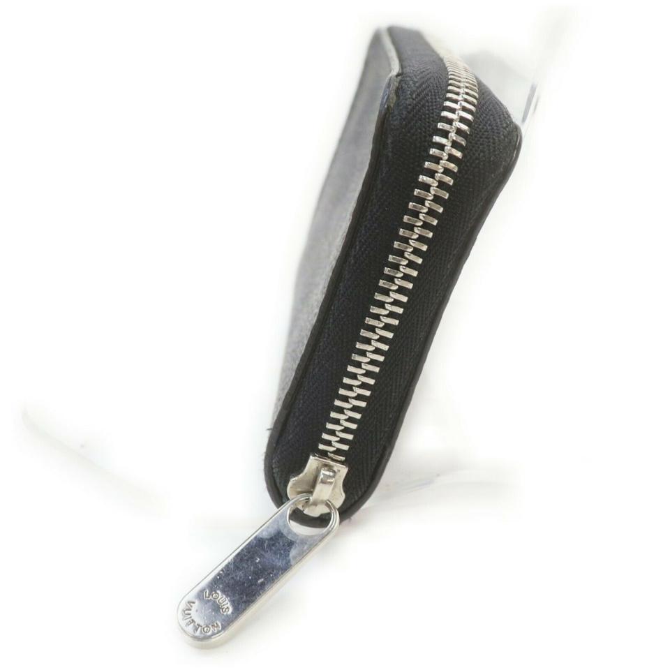 Louis Vuitton Damier Graphite Pattern Leather Zippy Compact Wallet - Black  Wallets, Accessories - LOU687552