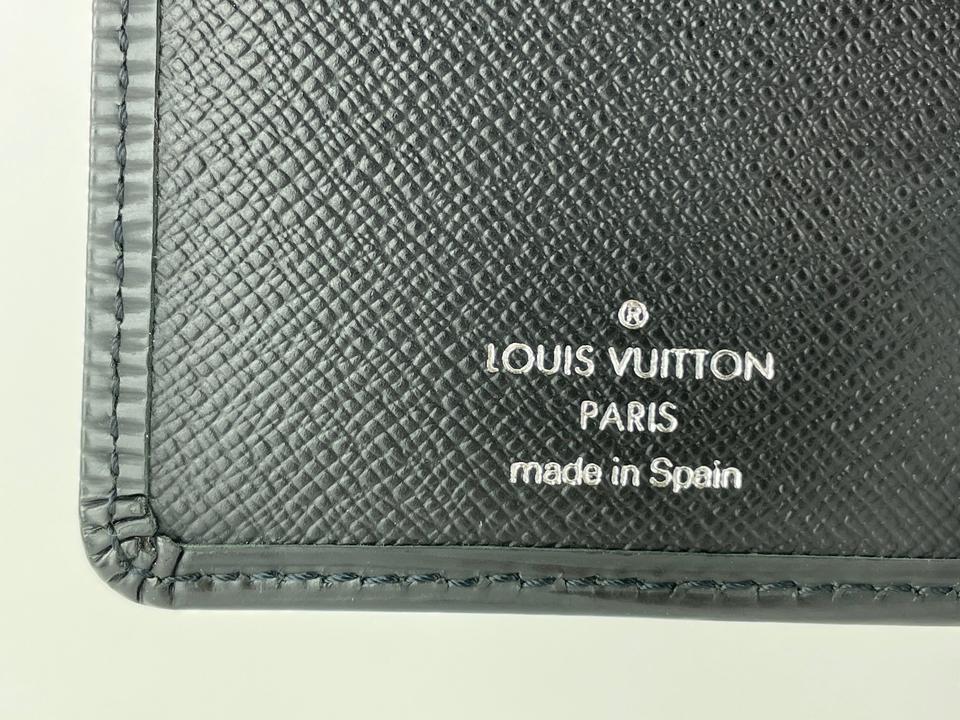 LOUIS VUITTON EPI Leather Green Card Holder Bifold Wallet, Made In France