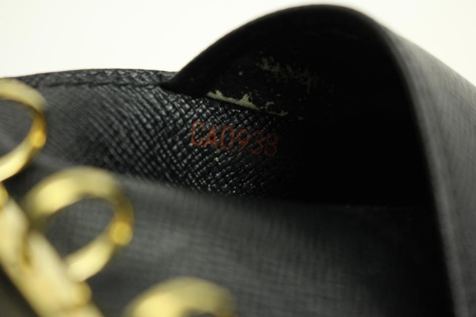 Louis Vuitton Taïga Leather Small Ring Agenda Cover - Black Books,  Stationery & Pens, Decor & Accessories - LOU757394