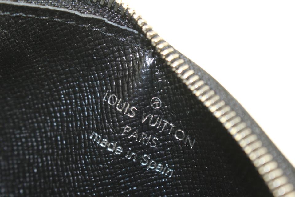 Louis Vuitton Black Epi Leather Noir Key Pouch Pochette Cles Keychain  107lv44 For Sale at 1stDibs