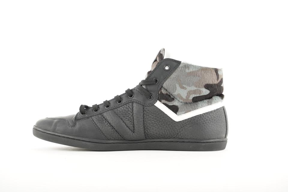 Louis Vuitton, men's sneaker, leather as well as differe…