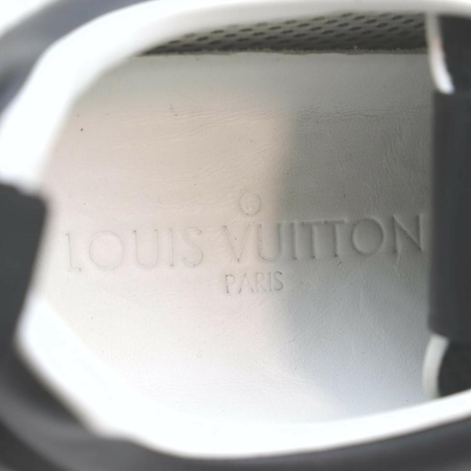 Louis Vuitton - Authenticated Fastlane Trainer - Cloth Black Plain for Men, Good Condition