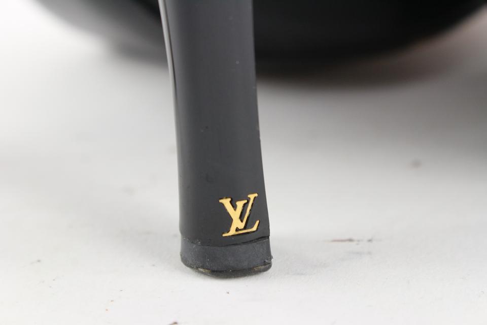 Vintage Louis Vuitton Black Logo Bow Heels – Treasures of NYC