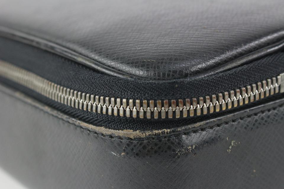 Louis Vuitton Briefcase Taiga Leather Black