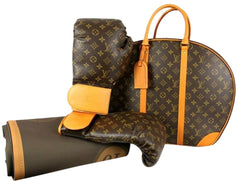 LOUIS VUITTON Monogram Iconoclasts Karl Lagerfeld Punching Suitcase and  Boxing Gloves 1173673