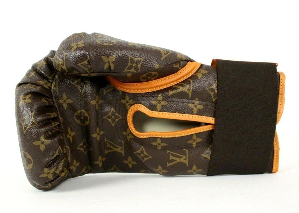 LOUIS VUITTON Monogram Iconoclasts Karl Lagerfeld Punching Suitcase and  Boxing Gloves 1173673