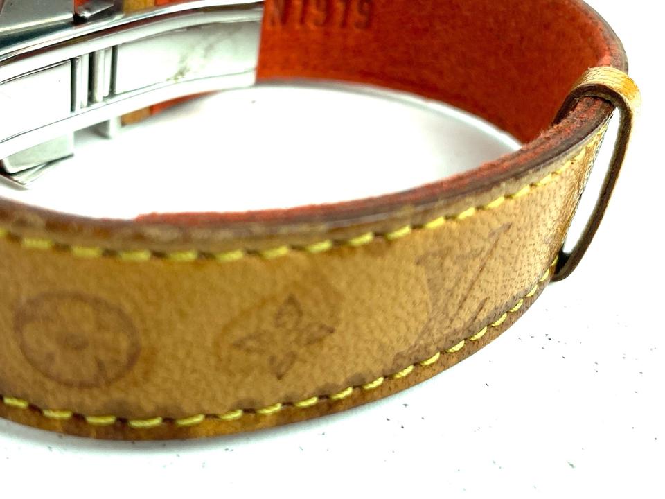 Louis Vuitton Beige Vachetta Leather Lucky Bracelet Bangle Cuff 11lvs1215  ref.298824 - Joli Closet
