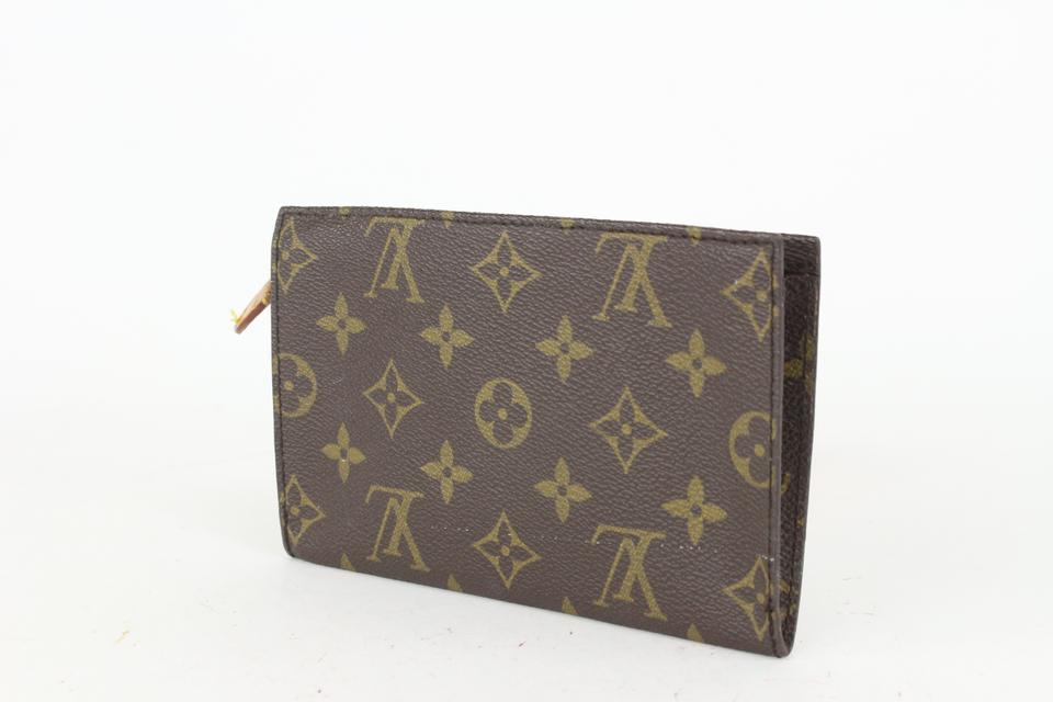 Louis Vuitton Toiletry Pouch 15 Reviewer