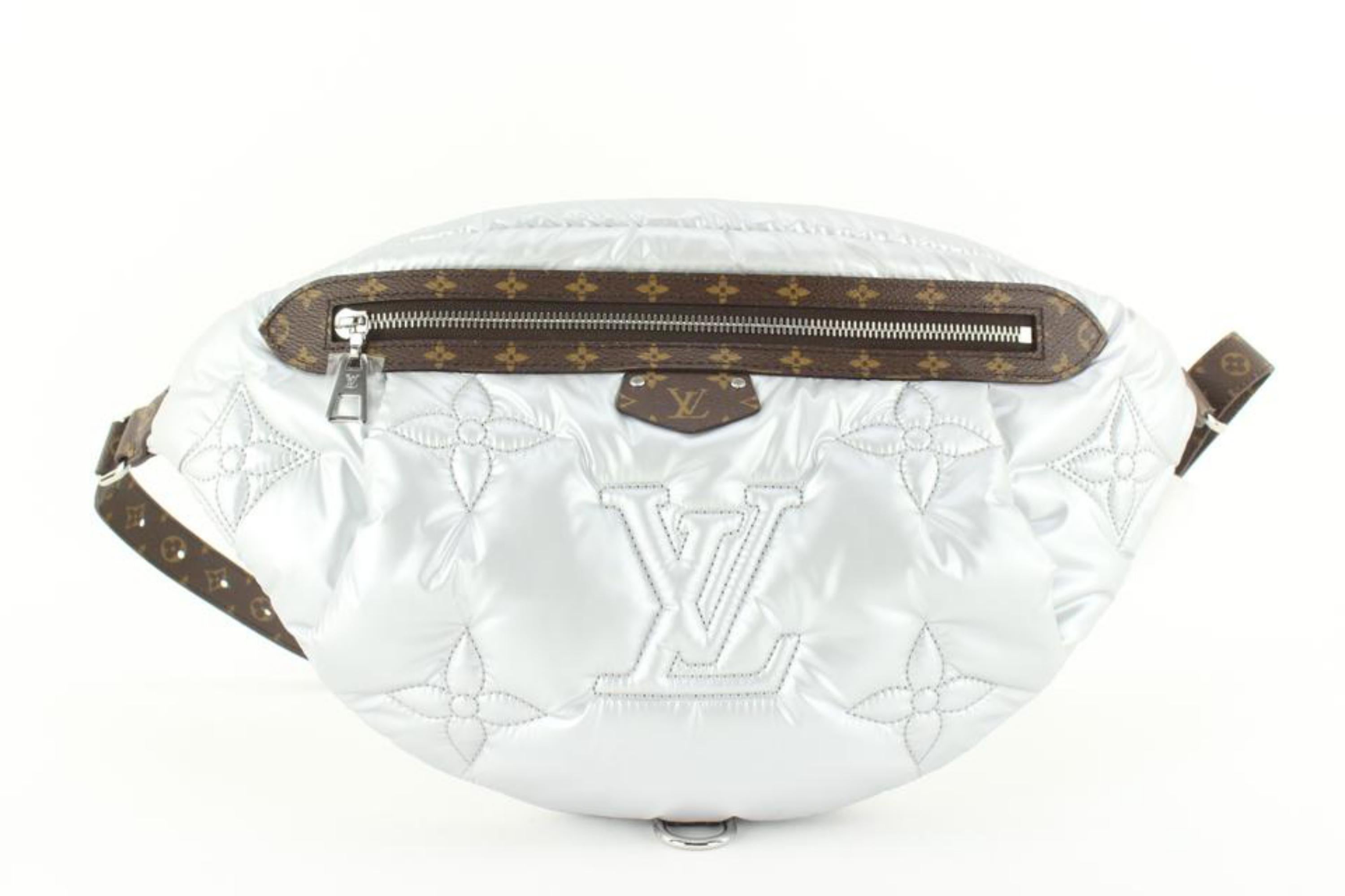 Louis Vuitton 2023 Silver Puffer Monogram Pillow Speedy Bandouliere  2LVJ1020 at 1stDibs