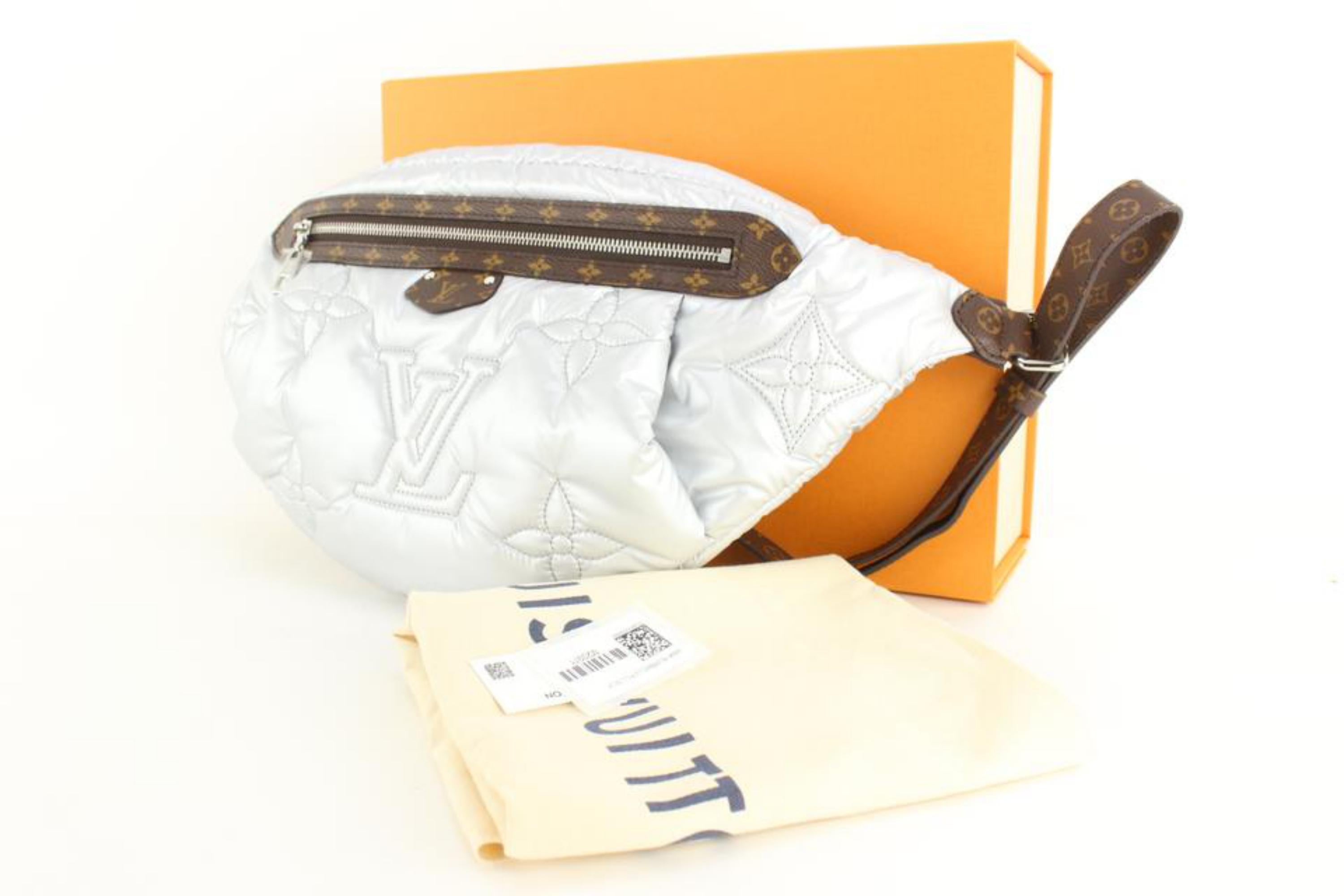 Louis Vuitton 2023 Silver Puffer Monogram Pillow Bumbag 2LVJ1027 –  Bagriculture