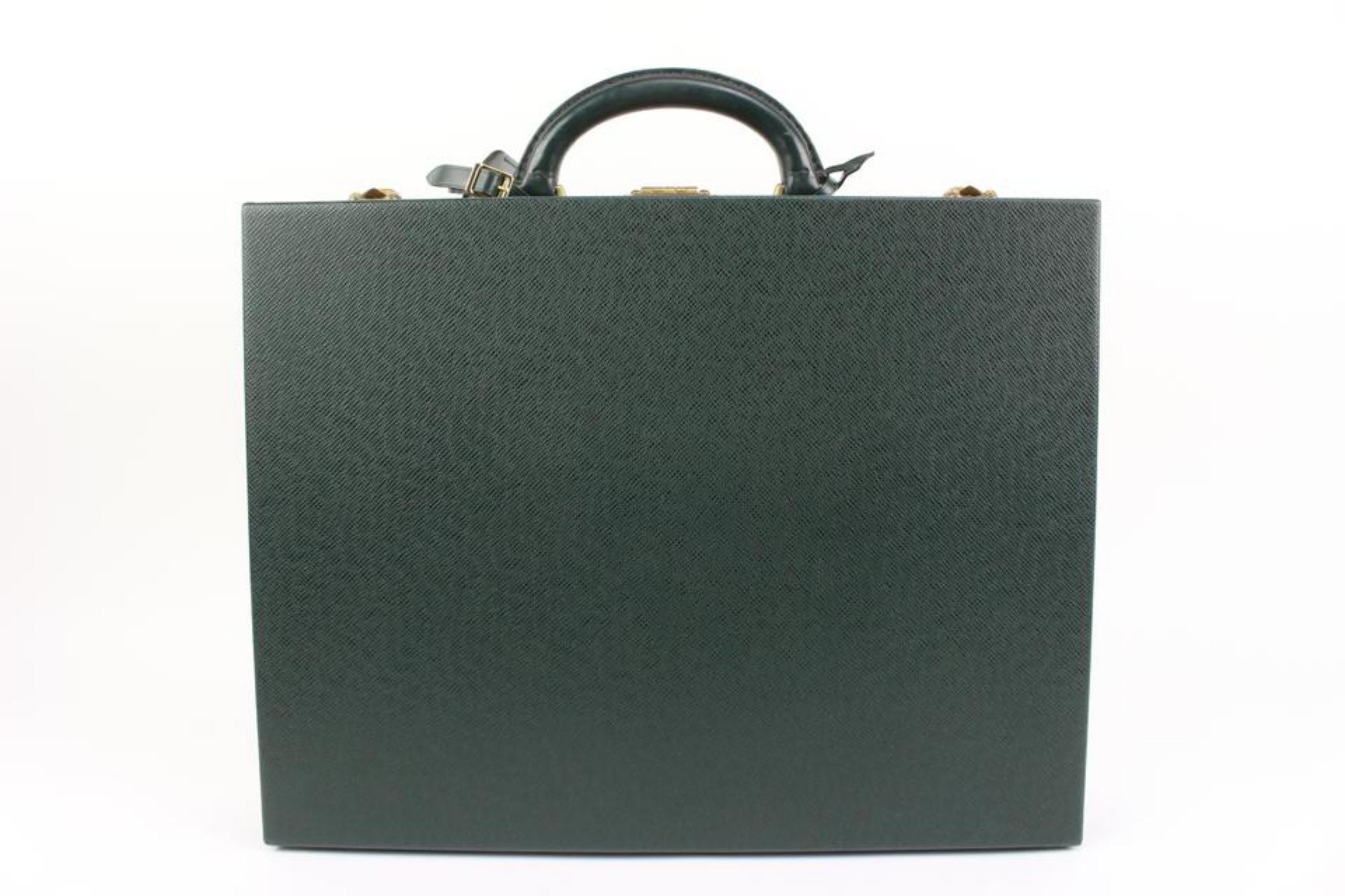 Louis Vuitton Taiga Kourad Briefcase - Green Briefcases, Bags - LOU731817