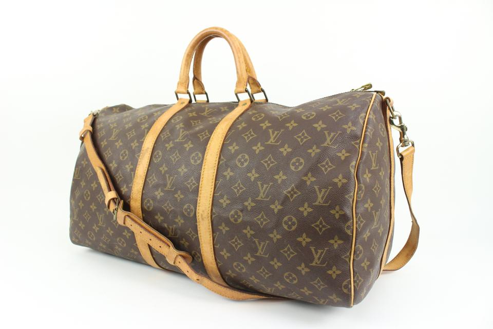 Louis Vuitton Keepall Bandoulière 55 Monogram Duffle Bag Review - Annie  Fairfax