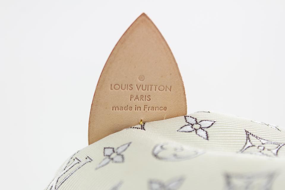 Louis Vuitton Ultra Rare Monogram Pillow Bag Shaper Stuffing 10LVS1218