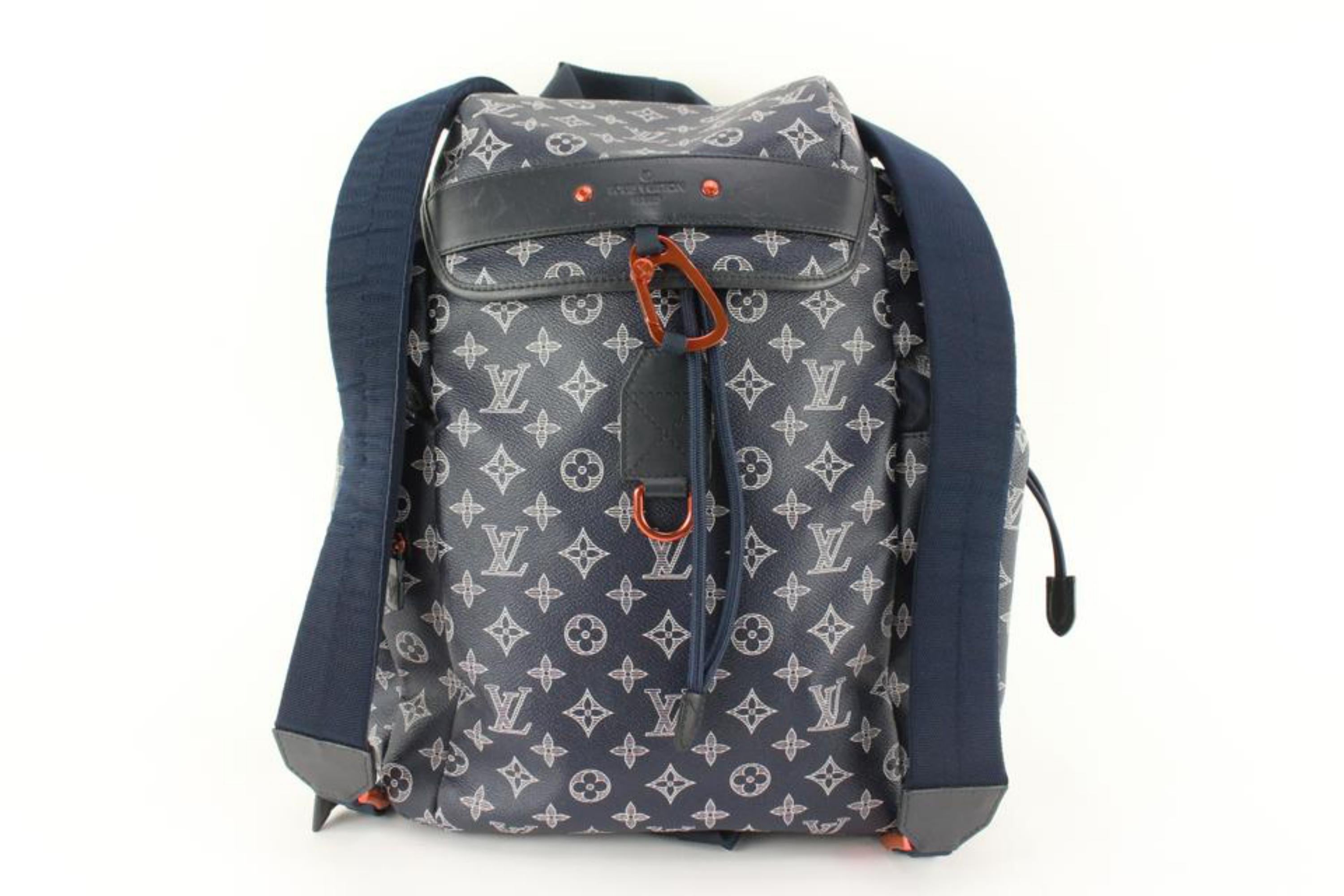 Louis Vuitton Limited Edition Monogram Blue Ink Discovery Backpack 99lu719s