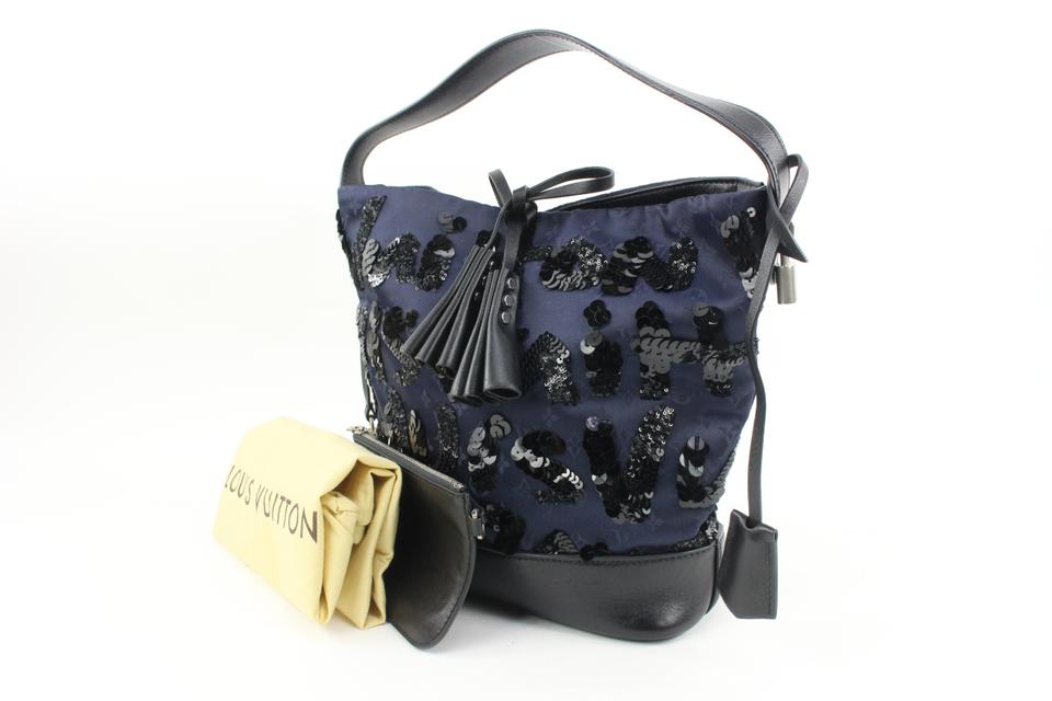 Louis Vuitton Navy Sequin Spotlight NN14 Bucket Bag with Pouch 84lv225 –  Bagriculture