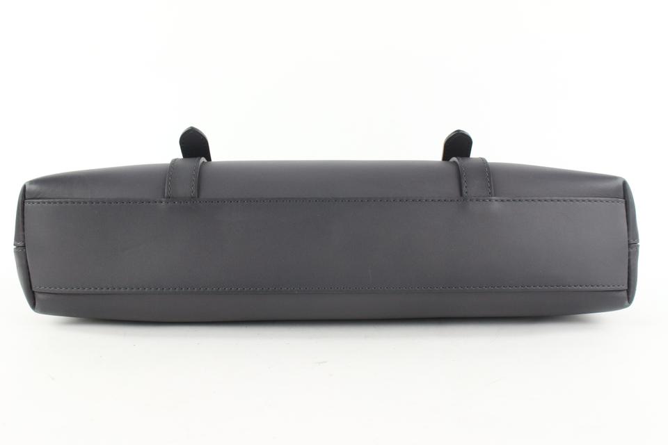 Louis Vuitton Limited Edition Driving Mitten Glove Leather ref.916856 -  Joli Closet