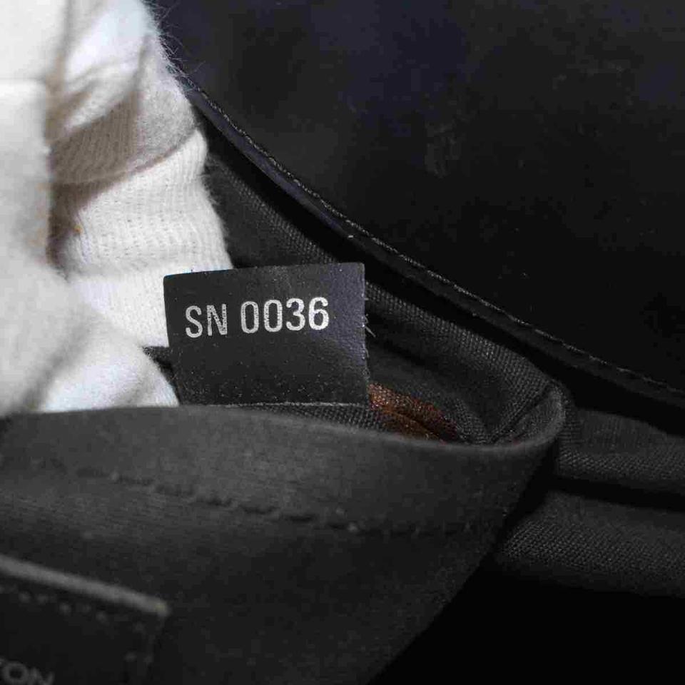 Louis Vuitton Black EPI Noir Passy GM 860463