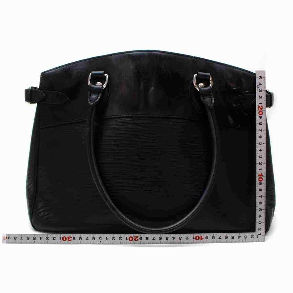 Louis Vuitton Epi Passy GM - White Shoulder Bags, Handbags