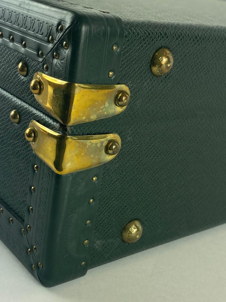 louis vuitton president attache briefcase 3lva121 green taiga leather weekendtravel bag 9 2 960 960