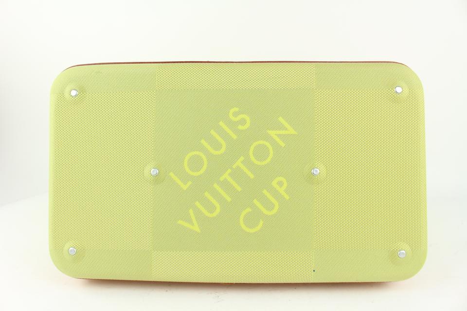 Louis Vuitton Ultra Rare LV Cup Lime Green Damier Geant Pochette Wrist –  Bagriculture