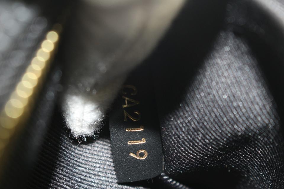 Louis Vuitton Black Monogram Vernis Santa Monica Camera Bag – The Closet