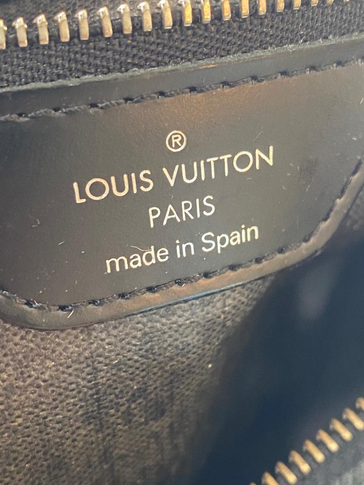 Louis Vuitton Palana Trousse Taiga Nylon Cosmetic Case Toiletry Pouch 40la530