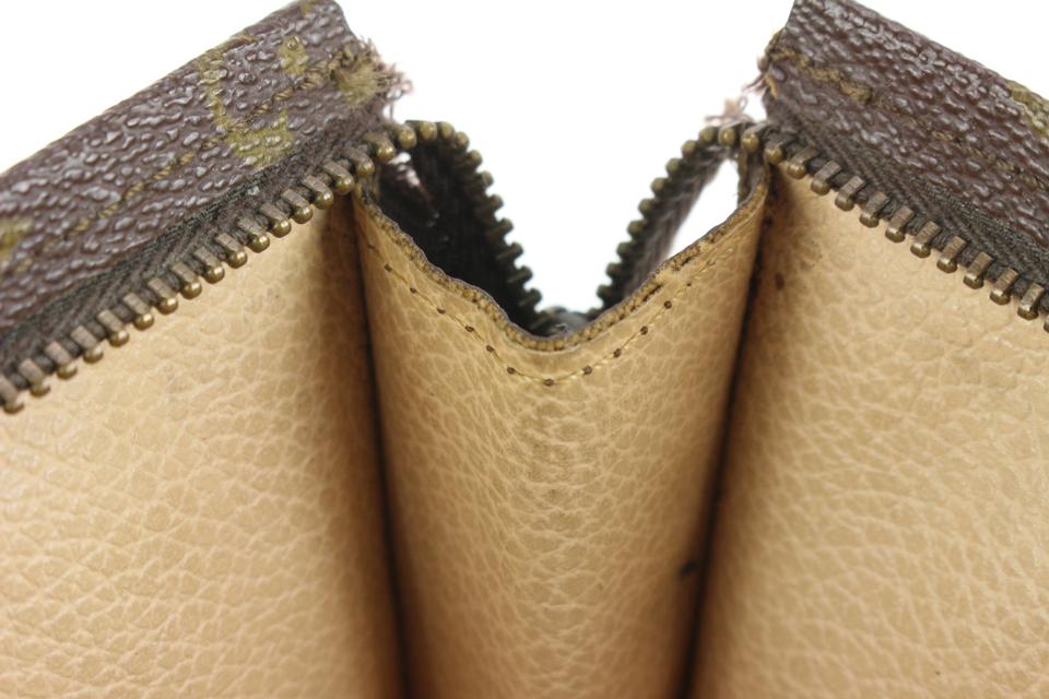 Louis Vuitton Pochette 26 Beige Ostrich leather ref.721032 - Joli
