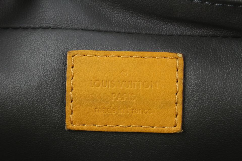 Louis Vuitton Auth TAIGA Leather Trousse toilette GM POUCH Clutch