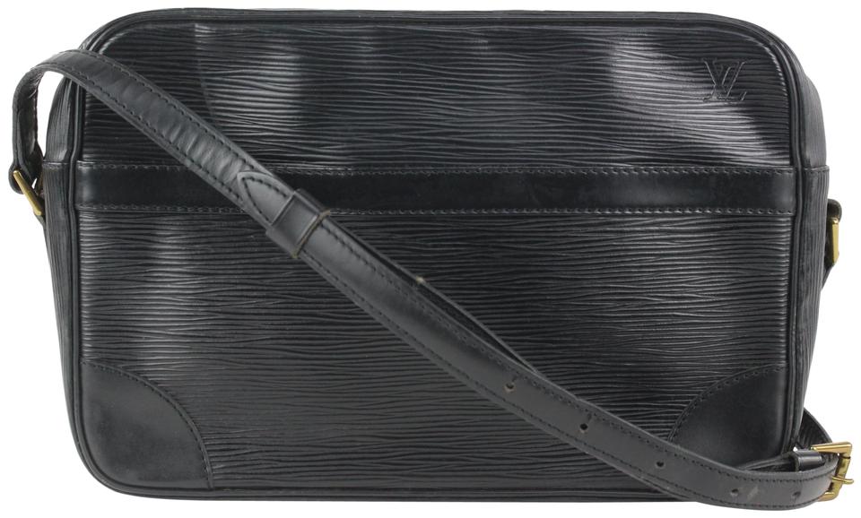 Louis Vuitton Black Epi Leather Trocadero 24 Crossbody Bag 3L1020 –  Bagriculture