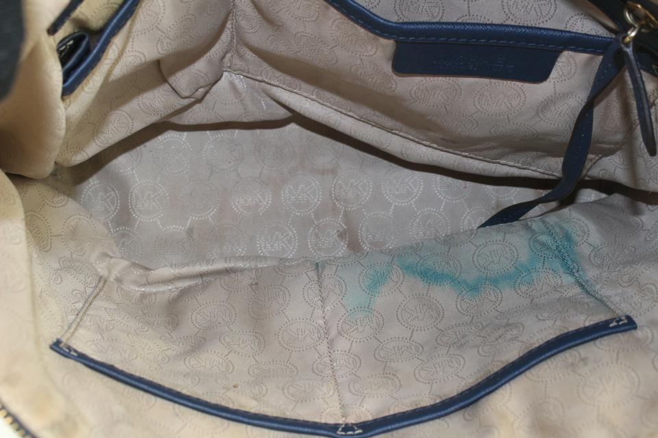 Buy the Michael Kors Women's Navy Blue Shoulder Tote Bag Purse