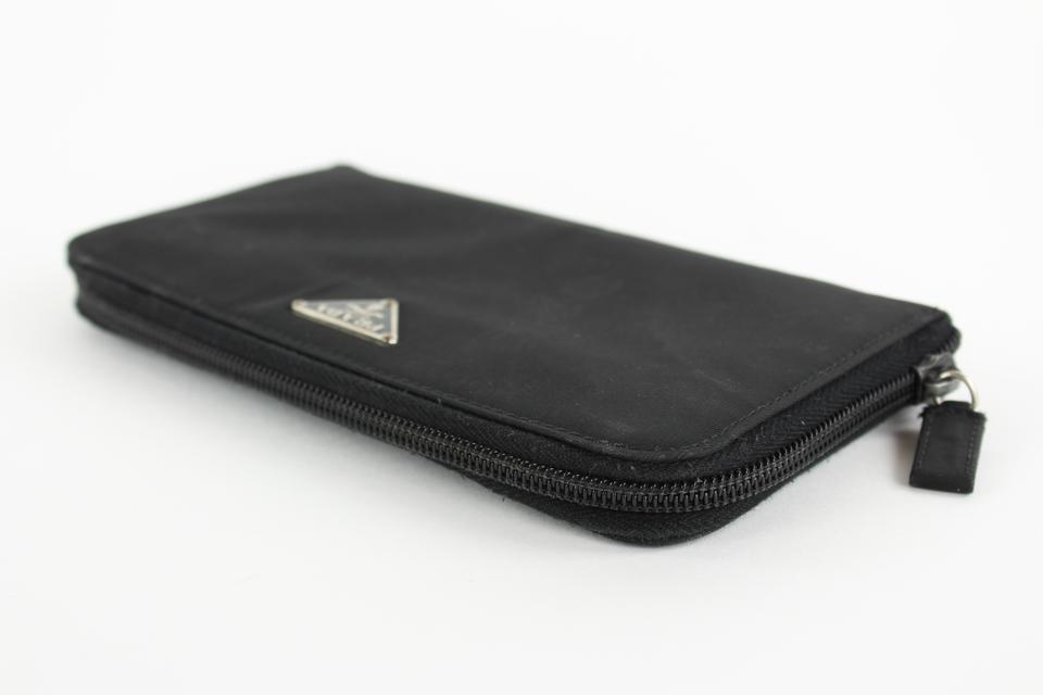 Prada Re-Nylon zip-up Wallet - Farfetch